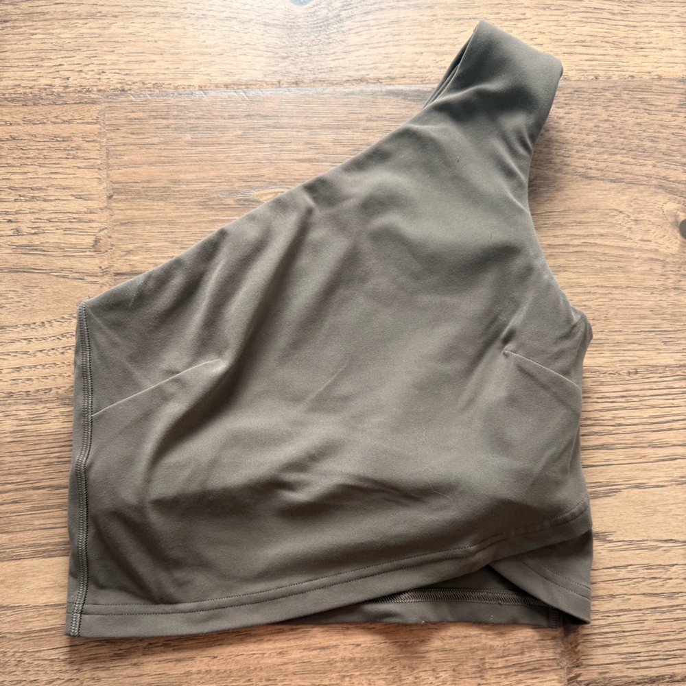 LULULEMON One-Shoulder sports bra